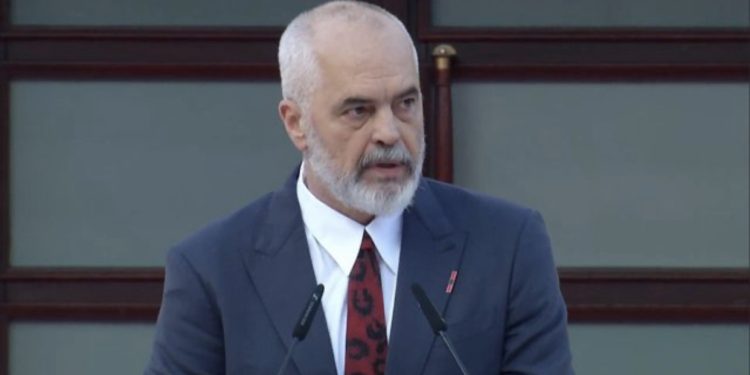 “Një ndër oratorët më të mahnitshëm të historisë”, Rama: Clinton përcaktoi historinë e Kosovës e gjithë rajonit