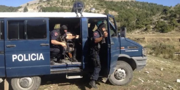 FNSH aksion “rrufe”/ 140 policë me 11 dronë “rrethojnë” Krujën