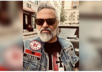 “Më thave zemrën”! Miqtë në lot! Kush ishte “Çomi” i Tiranës që vdiq në aksident?