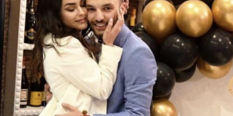 FOTO/ Egli Tako hedh pas krahëve lidhjen me Olsin, shfaqet publikisht me të dashurin e ri