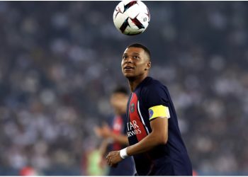 Oferta e ‘çmendur’ nga Arabia për Mbappe, PSG mund ta pranojë atë