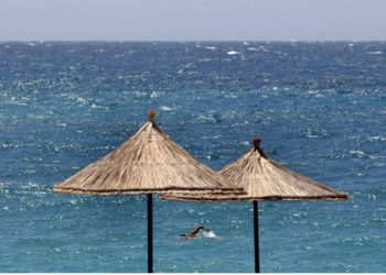 Tabloidi britanik “LadBible” reklamë Shqipërisë: Si Maldivet, por vetëm 3 orë larg dhe shumë më lirë