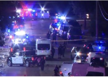 Alarm në SHBA/ Tre të vdekur dhe tetë të plagosur nga të shtënat me armë në Teksas