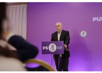 Rama mbledh Asamblenë! “Dridhen” ministrat, ndryshime në qeveri?