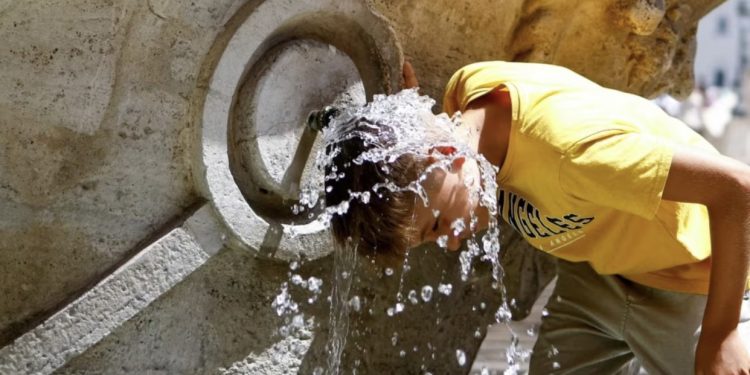 MOTI SOT: Shqipëria “nën pushtetin” e të nxehtit afrikan, sot temperatura “ferri”