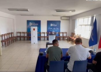 Këshilli i anuloi, grupi i Bashës mban sot zgjedhjet për kreun e PD-së së vulës