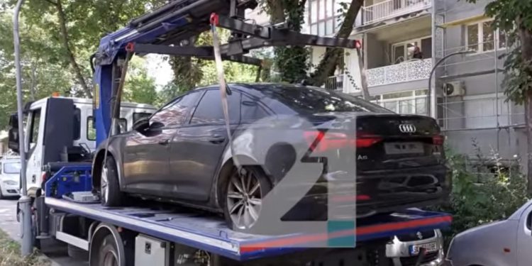 VIDEO/ I vihet zjarri makinës së zv/ kryeministrit shqiptar në Shkup