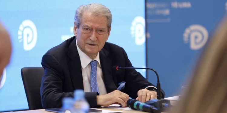 VIDEO/ BE pezulloi fondet, Berisha: Po vjedh Frida që do të bënte akademinë e çobanëve