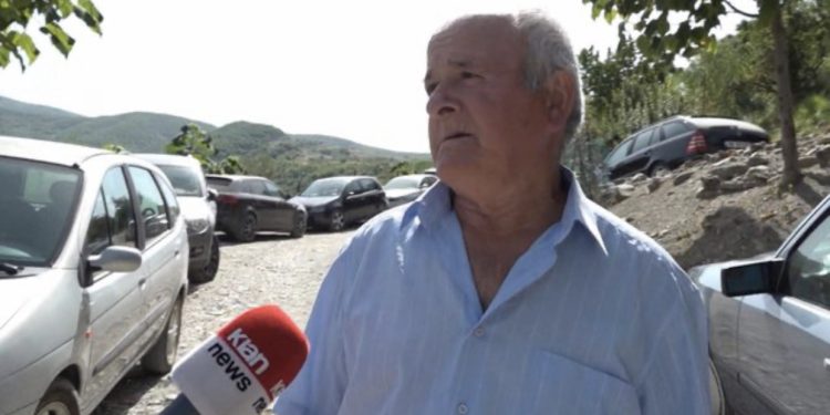 Tragjedia me 4 të VDEKUR në Gramsh, banorët: U mbyll dera e një familje, tjetri një çun pati…