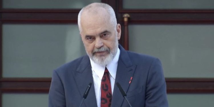 “Shqipëria vendi më pro-amerikan”, Rama-Clintonit: Ju jeni presidenti më shqiptar që mund të gjenim në Amerikë