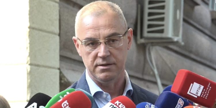 A e lëshuat Ahmetajn? PS: Nuk bëhemi avokatë të askujt! SPAK le ta arrestojë