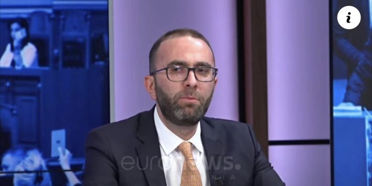 A do qëndrosh sekretar i përgjithshëm me Bashën? Gaz Bardhi flet çfarë do ndodhë