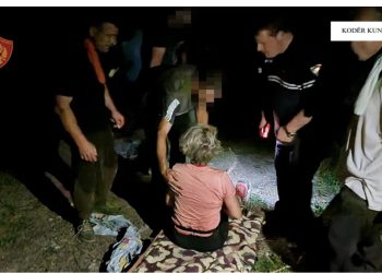 FOTO/ Turistja thyen këmbën dhe krahun, ngelet mes maleve në Shkodër