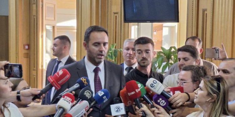 Konjufca: Raportet mes Ramës dhe Kurtit janë lënduar, por do të takohen së shpejti