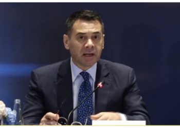 Fundjavat e luksit të Ahmetajt/ BIRN: Gazheli i Doganave udhëtime me Zoton e Mërtirin