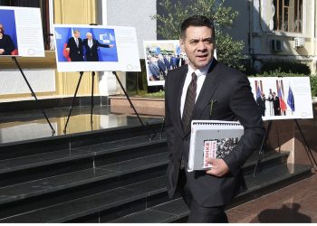 Pasdite merret vendimi/ Avokati i Ahmetajt: Të shtyhet 24 orë, dosja është voluminoze