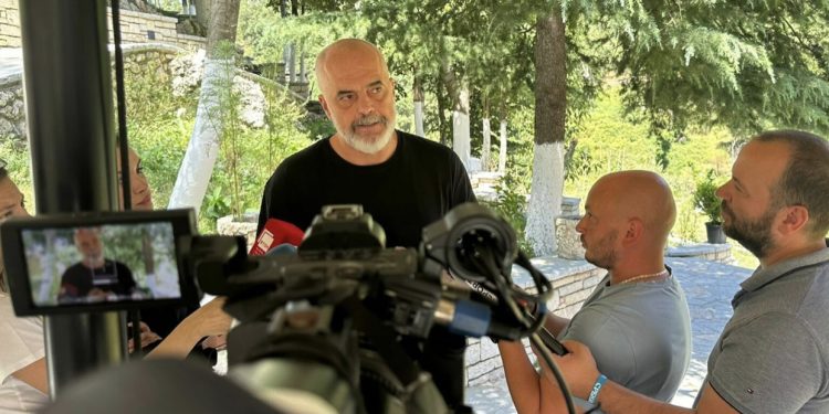 Po vjen risia! Rama: Sektorët ku do të fusim inteligjencën artificiale