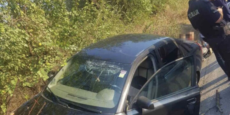 Shkeli gazin dhe u arratis! Përmbyset “Audi” në kanal