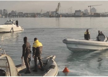 Kapet 4 gomone me kokainë, heroinë dhe kanabis në Vlorë, 10 të arrestuar