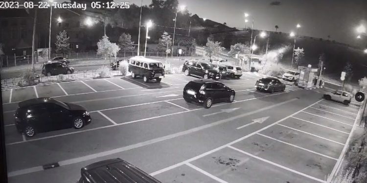 Dalin pamjet e aksidentit të frikshëm, momenti kur Eldi Allushi humb kontrollin dhe “fluturon” me “X6” mbi digë