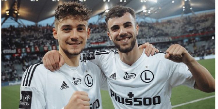 E bujshme/ Ernest Muçi do të luajë në La Liga, zbulohet ekipi që pritet të marrë ish-lojtarin e Tiranës