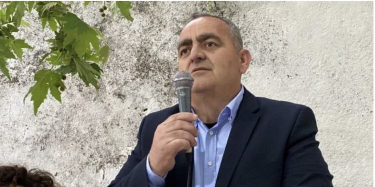 “Drejtësia mund të jetë e ngadaltë”, Fredi Beleri reagon nga burgu për protestën në Himarë