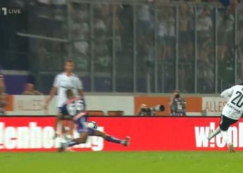 VIDEO/ Ernest Muçi magjik, talenti kuqezi i dhuron kualifikimin Legias në “frymën e fundit”