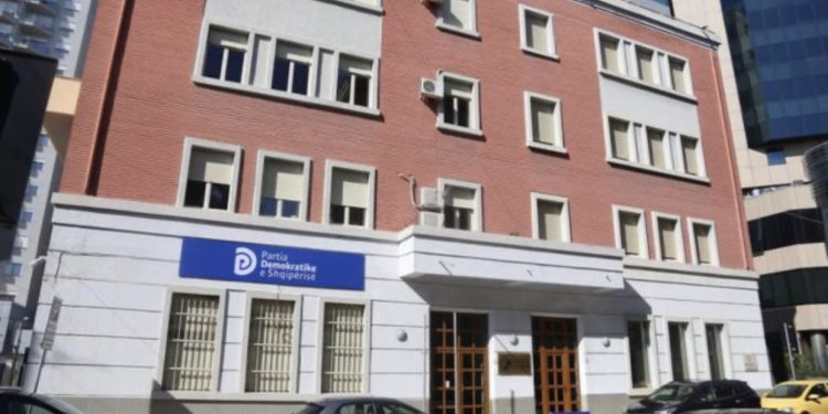 Zgjedhjet në Kukës/ KQZ i jep më shumë komisionierë PL, reagon PD: Celibashi në shërbim të Berishës dhe Metës!