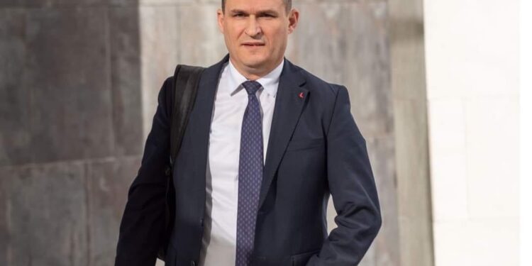 Me makinë të blinduar! Eksperti zbulon pse është rritur siguria për kreun e SPAK