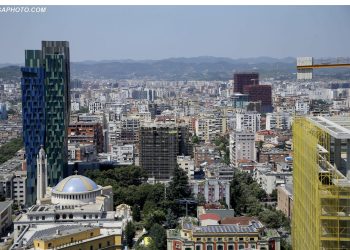 Rriten me 91% pagesat vjetore të taksës së ndërtesës për bizneset në Tiranë, shtohen detyrimet edhe për pronarët e garazheve dhe bodrumeve