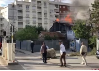 Zjarr brenda oborrit të spitalit në Prishtinë