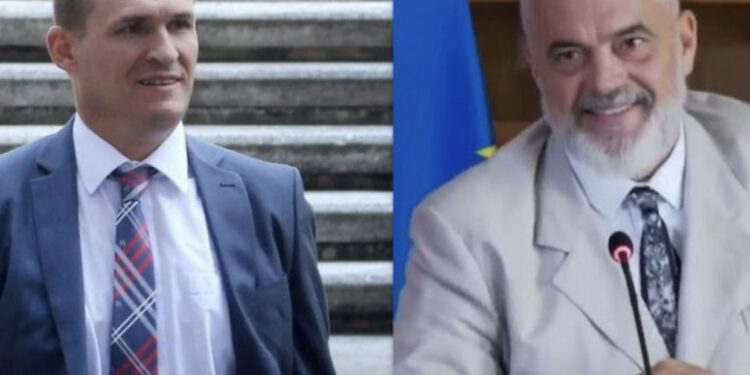 VIDEO/ Rama kërcen nga karrigia kur i përmendin Altin Dumanin