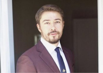 “Kulla e Trekëndëshit”, reagon Shkëlzen Berisha: Revoko lejen ose…