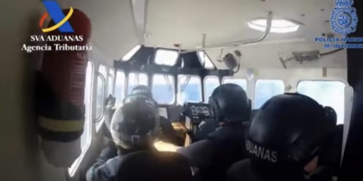 VIDEO/ Shkatërrohet banda e drogës në Spanjë, 26 të arrestuar, mes tyre edhe shqiptarë