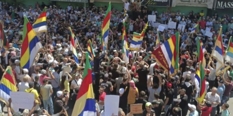 Siri, vijojnë protestat për largimin e presidentit Al-Assad