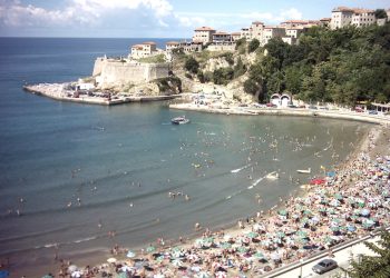 E rëndë në Ulqin, hyri të lahej në det, mbytet 58-vjeçari