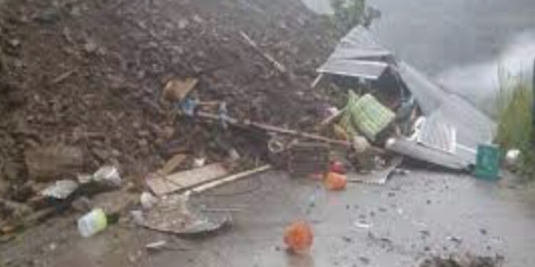 Tragjedi në punë, 5 minatorë të vdekur pas rrëshqitjeve të dheut