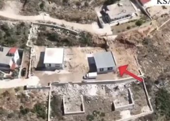 VIDEO/ Goditen tre raste të ndërtimit pa leje në Sarandë dhe Ksamil