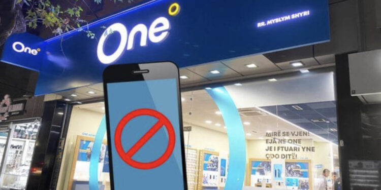 FOTO/ Mijëra abonentë nuk komunikojnë dot në ONE Albania! Sistemi në “black out” total