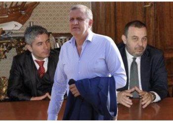 “Vëlla, po presim haber…”! E-maili që zbuloi njohjen e vjetër dhe implikon Beqajn