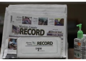 Policët bastisin zyrat e një reviste në Kansas, organizatat për mbrojtjen e shtypit reagojnë ashpër