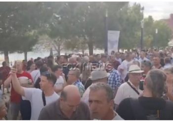 Protesta në Himarë për lirimin e Belerit, mediat greke: Policia shqiptare tentoi të anulonte protestën