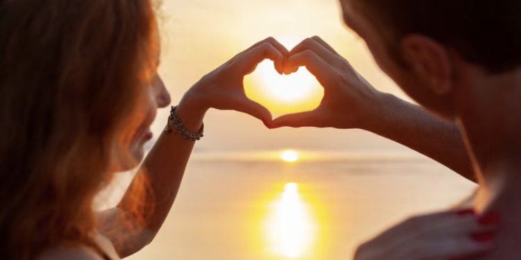 Këto shenja të Horoskopit do të bënin gjithçka për dashurinë