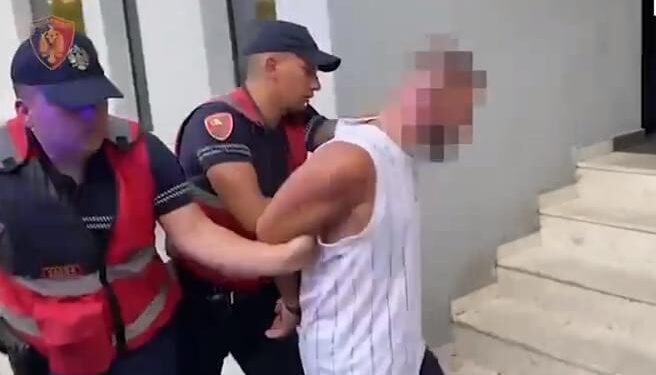 EMRI/ Qarkullonte me armë zjarri, vihet në pranga 35 vjeçari në Tiranë