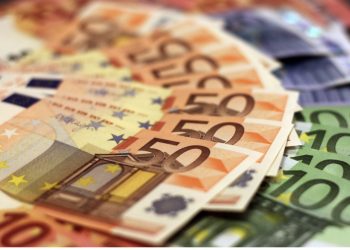 KËMBIMI VALUTOR, euro sërish vetëm në rënie