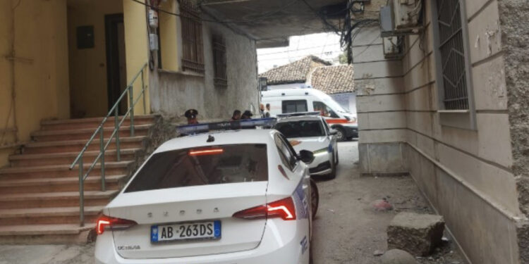 EMRI/ Dasma për pak u kthye në tragjedi, si u plagos i riu në Bulqizë?