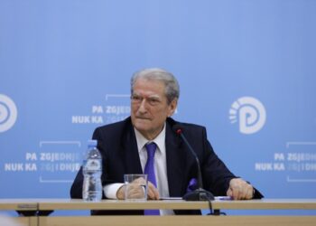 Berisha: Komisioni Europian të ndihmojë në hetimin e përgjimeve të dekriptuara! Ardi Veliu është figura qendrore e krimit