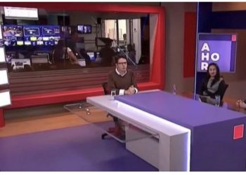 VIDEO/ Tërmeti me magnitudë 6.1 ndërpret transmetimin televiziv, të ftuarit lënë studion