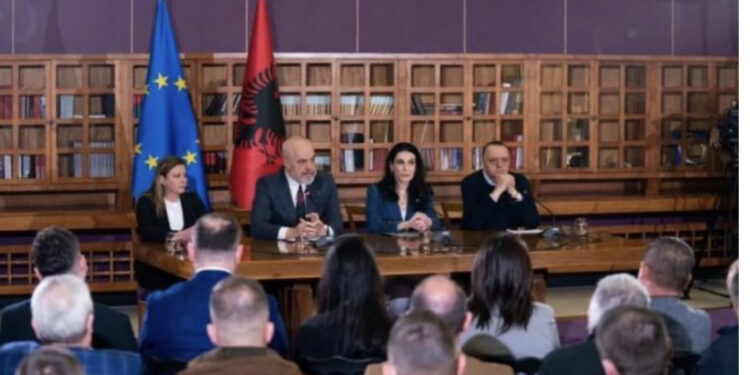 Vjedhje në shkallë industriale/ Si po zhvat Kadastra miliona nga qytetarët?