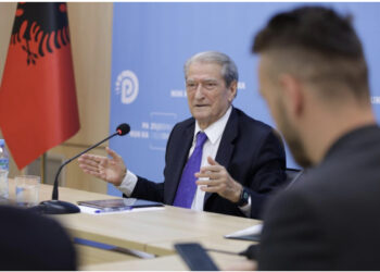 Berisha: KE të vijë në Tiranë! 850 mijë biseda të dekriptuara, pazaret me kriminelët